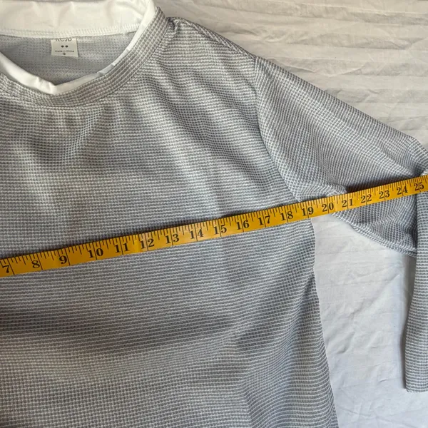 Women's Large Long Sleeve Crew Neck Grey White Top Size L #260378 - Image 4