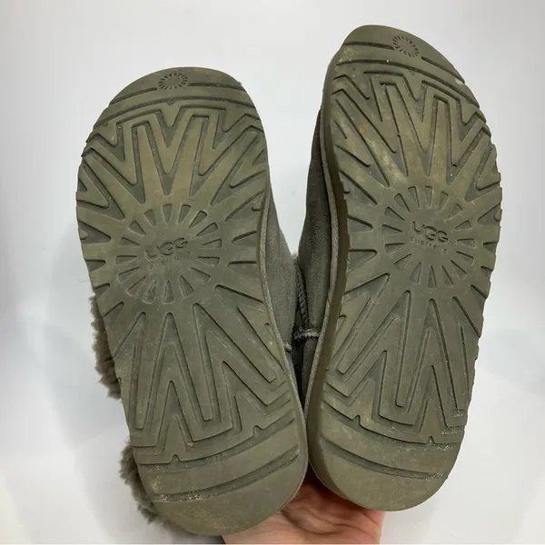 UGG Bailey Button gray suede‎ boots size 8 - Image 7