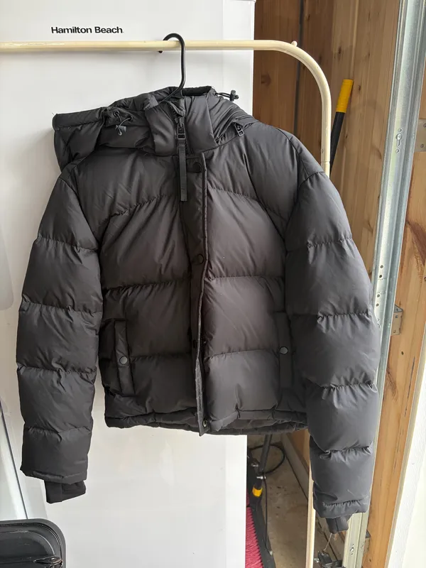Quince Puffer Down Jacket - Image 3