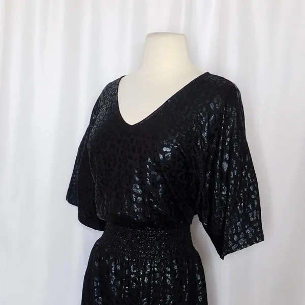 White House | Black Market NWT!! Kimono Sleeve Smocked Waist Dress Leopard Foil Mini Animal X-Small - Image 7