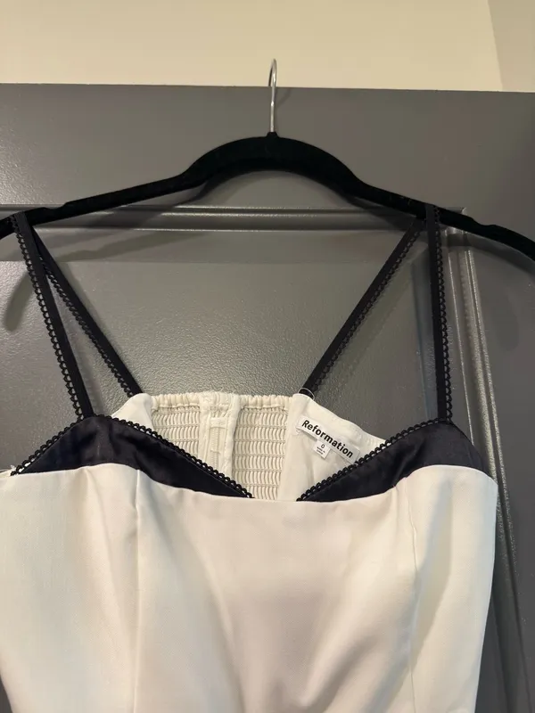 Reformation Top White - Image 2