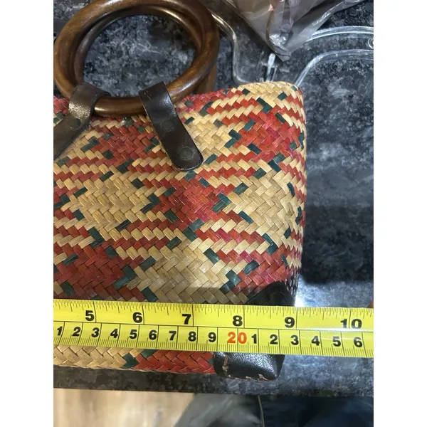 Small Woven Straw Handbag Purse With Wood Handles Lined Boho Beach Native Bag - Image 5