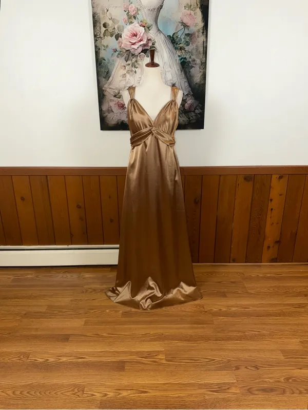 Beautiful New David's Bridal Antique Gold Satin Twist-Front Gown - Image 3
