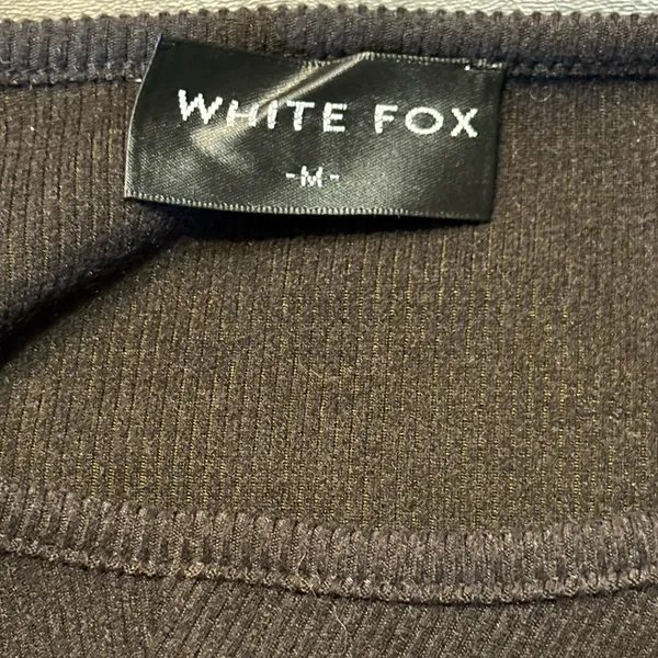 White Fox Boutique Black Ribbed Crop Top size Medium - Image 6