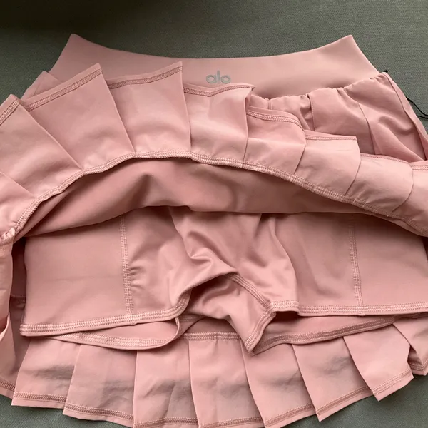 Alo Yoga Double Or Nothing Tennis Skirt Vintage Pink S - Image 3