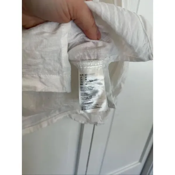 H&M white linen pocket front button down size medium - Image 4