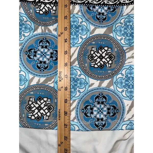 Yvos Blue White Medallion Print Tank Top Sleeveless Scoop Neck NWT Womens‎ Large - Image 6