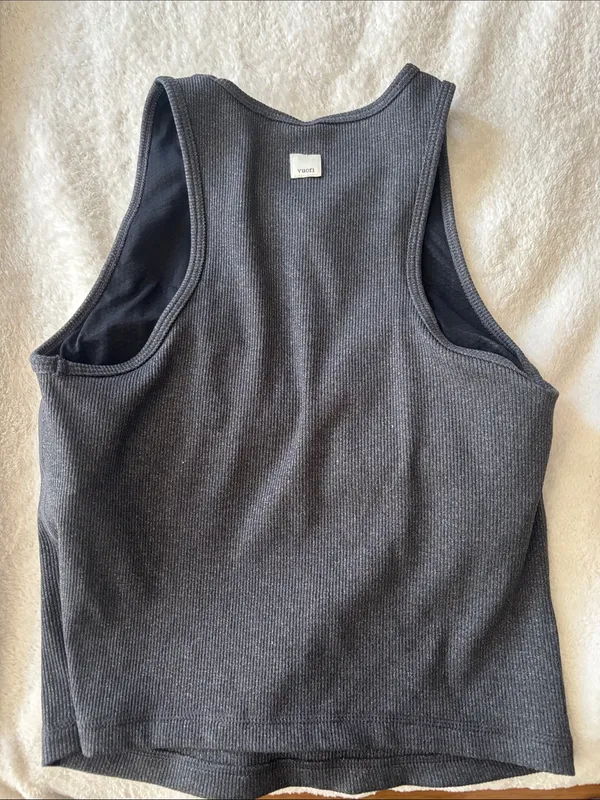 Vuori Dark Heather Gray Ribbed Pose Plyo Tank - Image 2