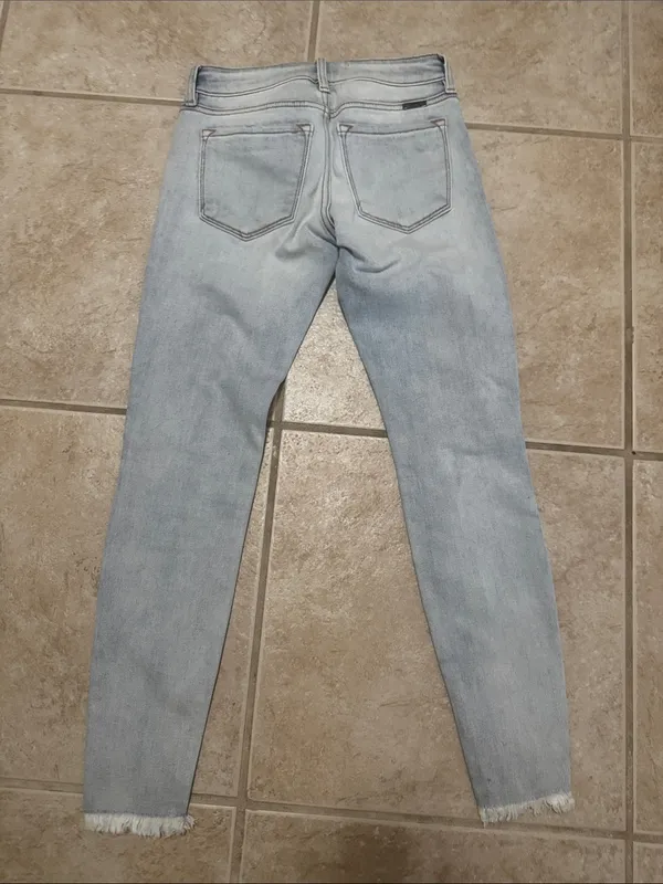 KanCan Light Blue Skinny Jeans with Distressed Knees - Image 2