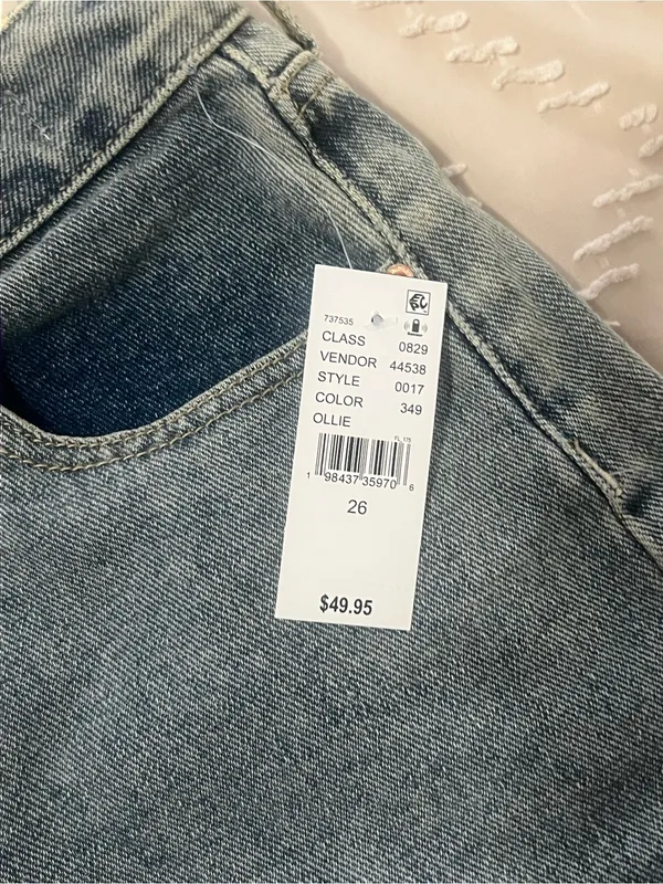 PacSun Women's High-Rise Denim Shorts - Light Blue Wash - Image 3