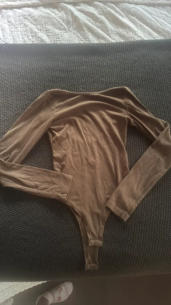 Green low back onesie Brown Size XS - Image 2