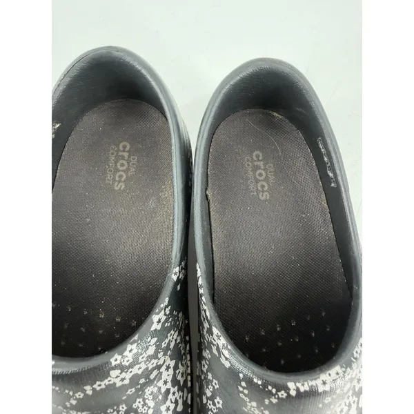 Crocs Neria Clogs Womens Size 7 Black Floral Slip Resistant Work Shoes‎ Comfort - Image 4