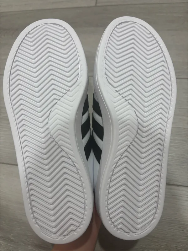 Adidas Grand Court 2.0 Sneakers Women’s - Image 5