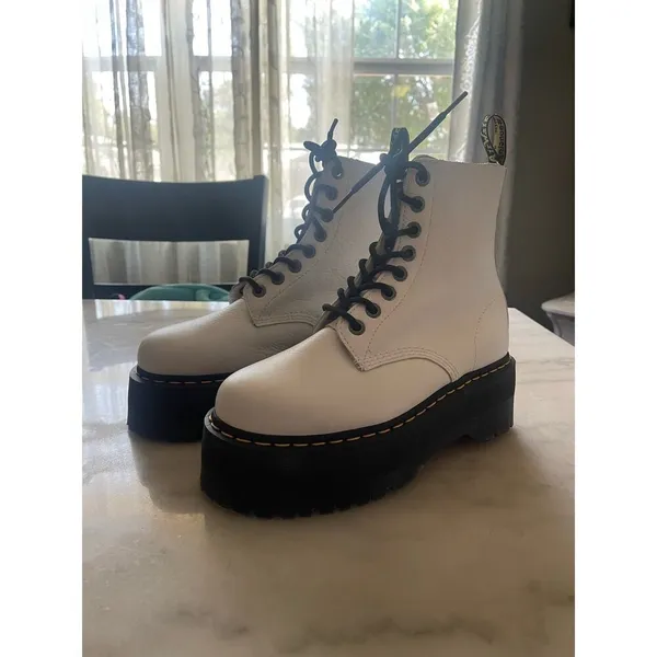 NEW Dr. Martens 1460 Pascal Max White Leather Platform Combat Boots - Image 8