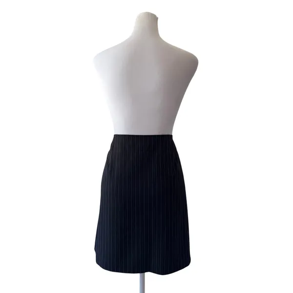 Vintage ‘90s Max Studio Black Pinstripe Pleated Knee Length Skirt w/ Belt Loops - Image 7