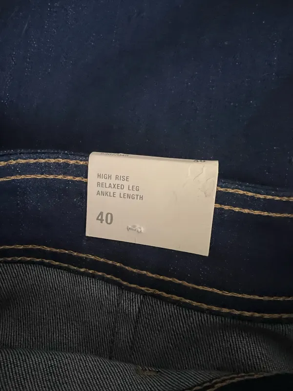 Zara Navy High Rise Jeans - Image 5