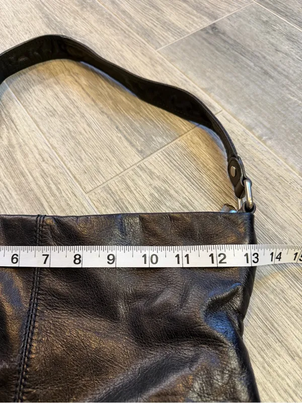 Hobo The Original Black Leather Slouchy Shoulder Bag Floral Lining Zip Pocket - Image 3