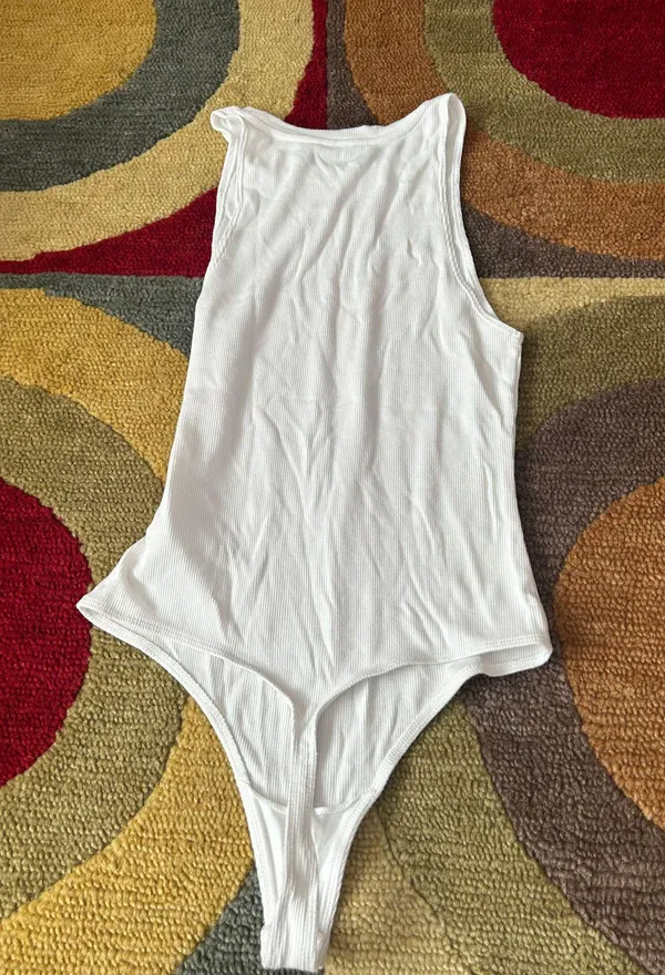 Wilfred Free Aritzia White Basic High Neck Ribbed Sleeveless Thong Bodysuit S - Image 4