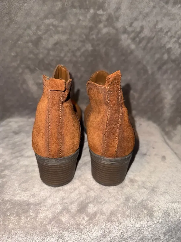 Sonoma Goods for Life Brown Suede Cutout Ankle Boots - Image 3
