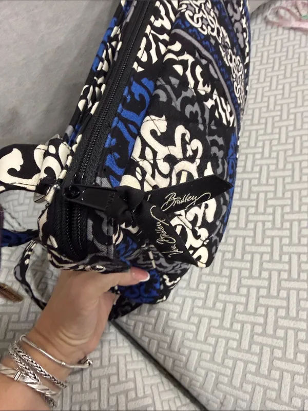 Vera Bradley Hipster Crossbody Canterbury Cobalt Tablet Bag w/Adjustable Strap - Image 7
