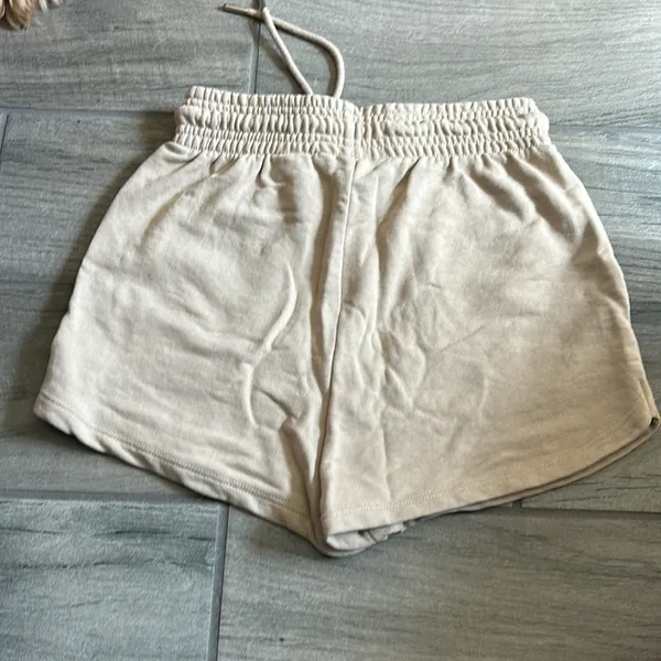H&M shorts - Image 3