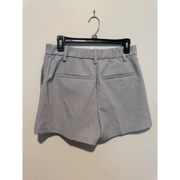 Abercrombie & Fitch Women Light Grey Tailored Pleated Shorts NWT Size S 149-440 - Image 2