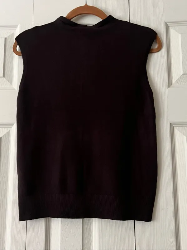 Milano Milano Knit Top in Deep Brown - Image 5