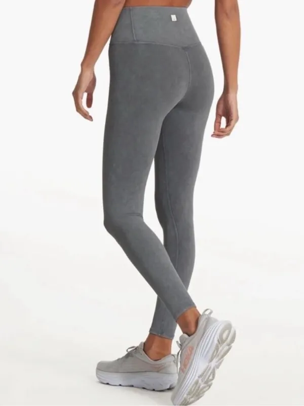 Vuori Washed Studio Legging Gray Washed in Charcoal M - Image 2
