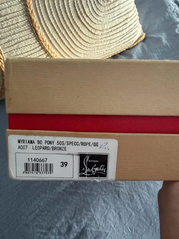 Red Bottoms - Image 6