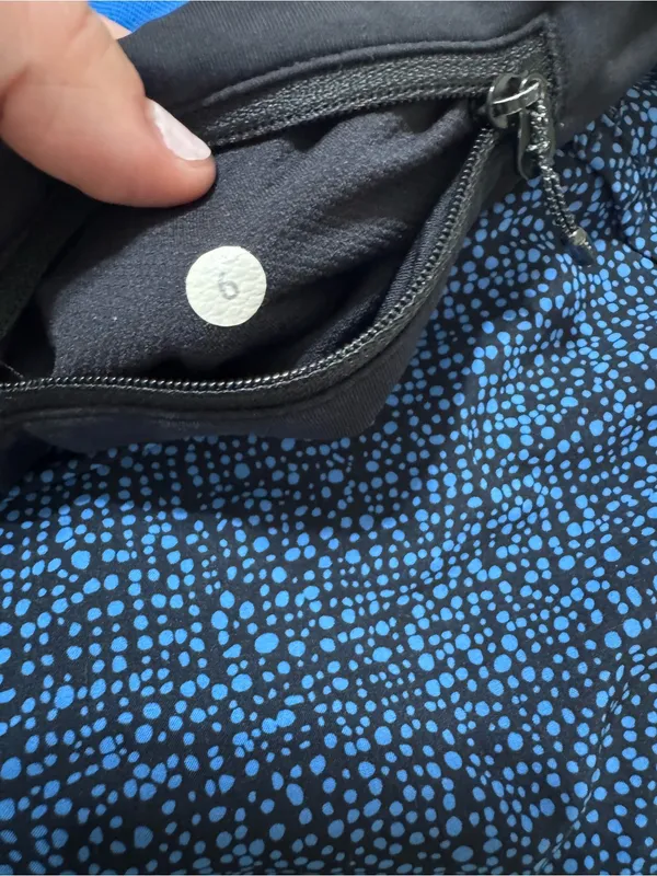 Lululemon Run Times Shorts Bubbles Pipe Dream Blue Black - Image 4