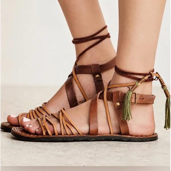 933|Free People Studded Boho Hippie Leather Gladiator Sandals Brown Women 37 6.5 - Image 2