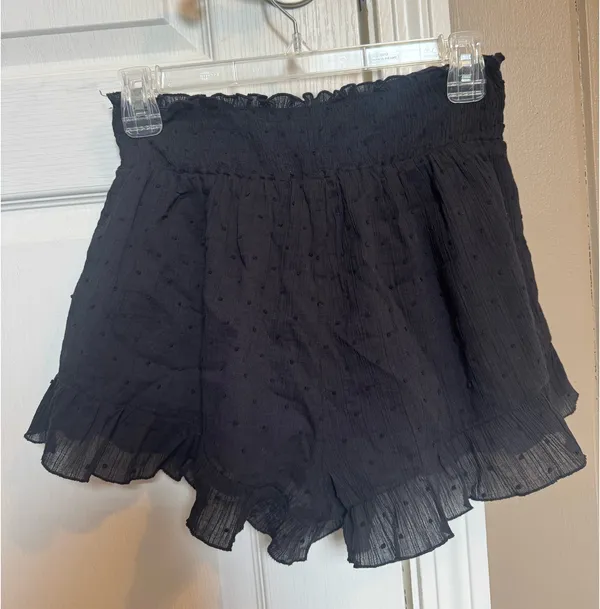Black forever21 Ruffle Swiss dot Smocked Waist Shorts. Never worn - Image 2