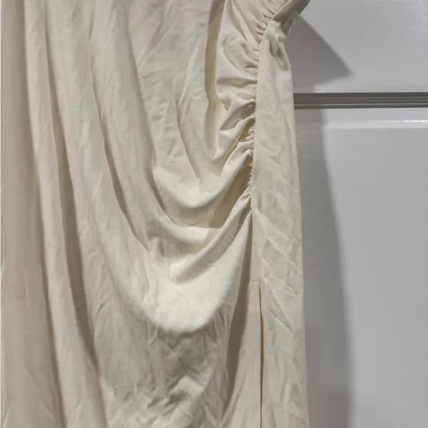 Wilfred Asymmetrical Cream Skirt - Image 2