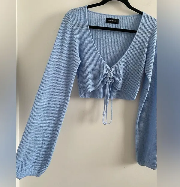 White Fox Blue Always Daydreaming Long Sleeve Crop Size Large - Image 6