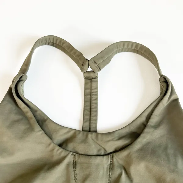 Lululemon Womens Active Luxtreme Pack It In Sports Bra Size 12 Fatigue‎ Green - Image 4