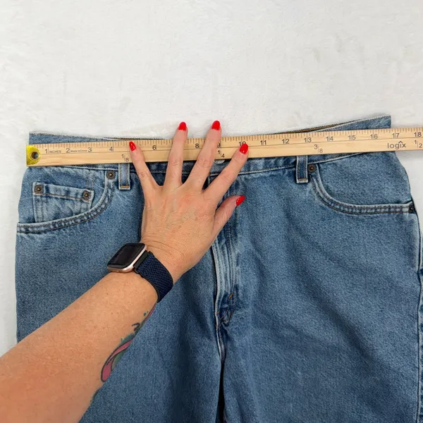 Vintage 90s Levi's 34 14 Shorts 550 Relaxed Fit High Rise Medium Wash Denim Boho - Image 10