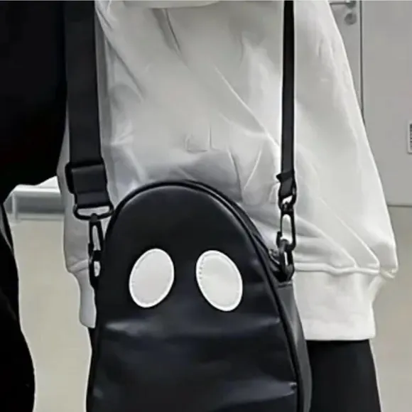 Black ghost crossbody bag #Ghost #Halloween- brand new!!! - Image 2