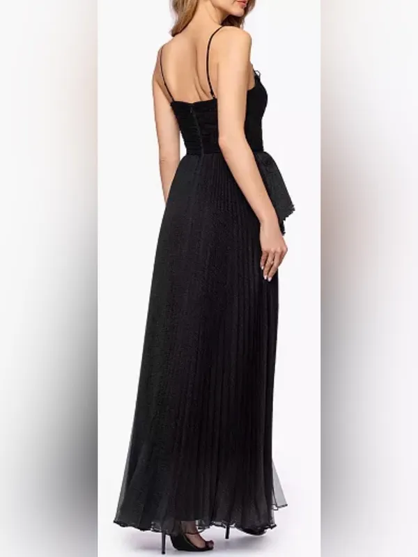 NEW Betsy & Adam Pleated Square Neck black Ball Gown Sz 4 - Image 4