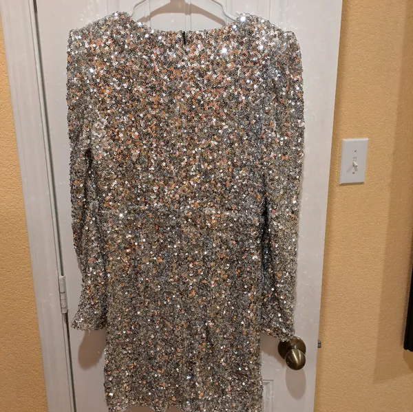 Lulu's Silver Sequin Bodycon Mini Dress L - Image 12