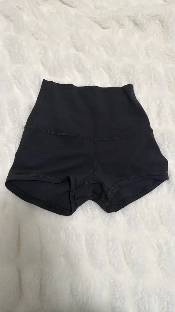 Lululemon Align Shorts High-Rise 2" Black  - Image 4