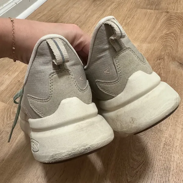 KEEN | Women's WK400 Cream Tan Sage‎ Green Walking Shoes, Size 10 - Image 4