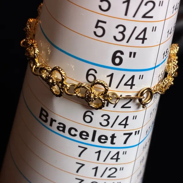 6 1/2 inch, Vintage Gold Tone Triple Ring Petal Flowers Bracelet by Avon - Image 5