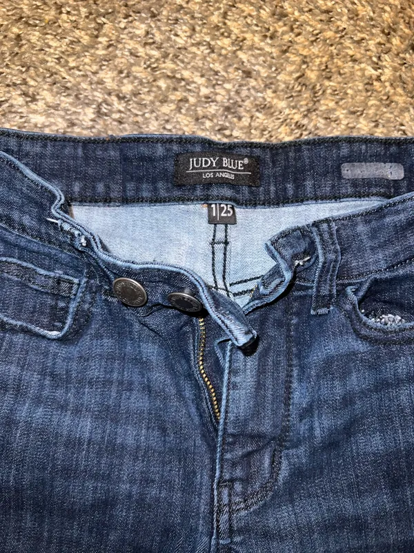 Judy Blue skinny Jean - Image 2