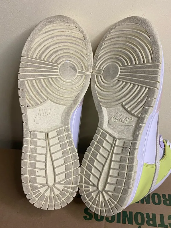 Nike Dunk High Women's Sneakers shoes Size 7.5 - Image 5