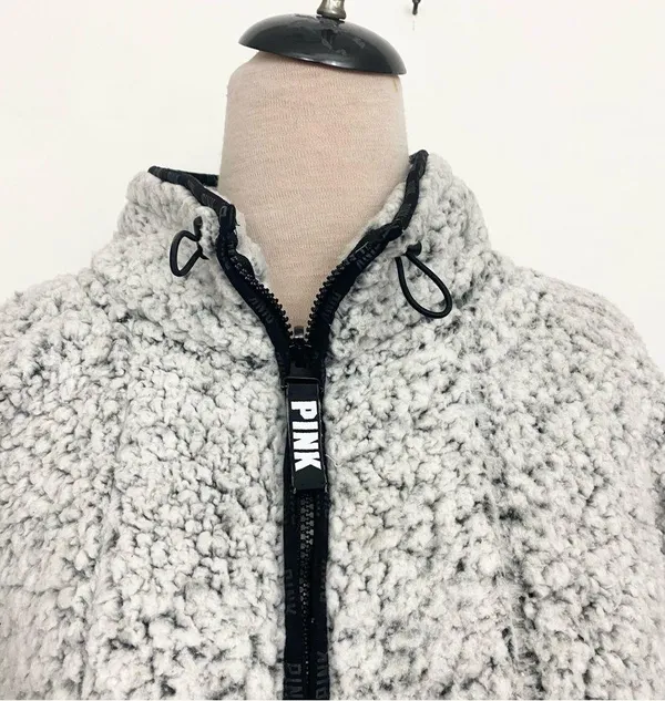 Victoria’s Secret PINK gray Sherpa half zip pullover sweatshirt large - Image 4