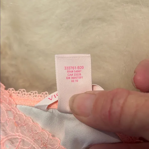 Victoria's Secret White Chemise with Pink Lace - Image 8