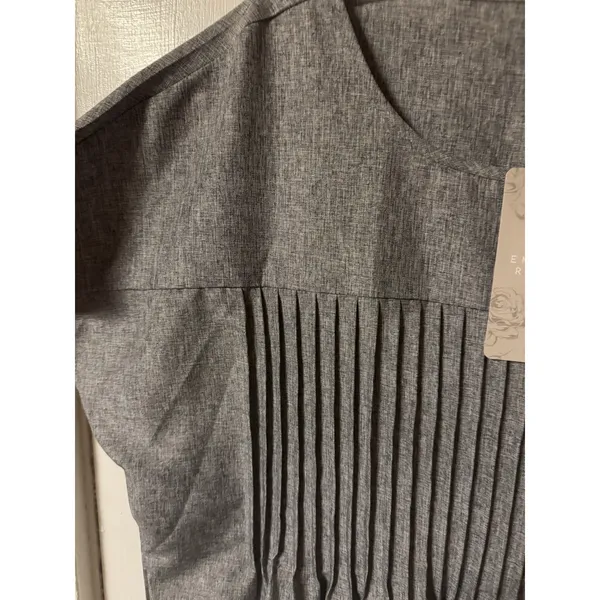 Emery Rose Size M‎ Grey Flowey Midi Length Dress - Image 4