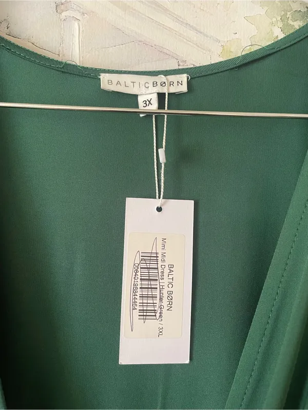 Baltic Born Mimi Midi Dress Hunter Green 3X - Image 5