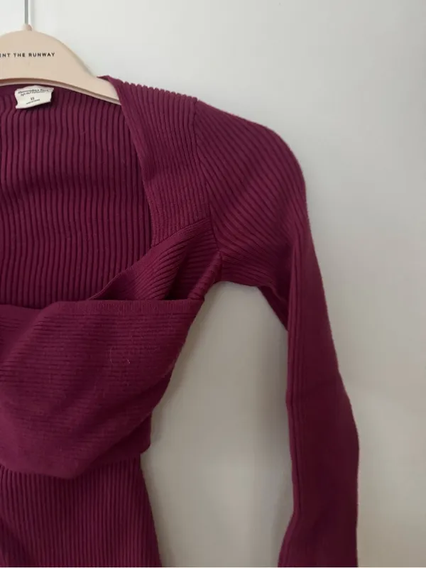 Abercrombie & Fitch Maroon Ribbed Long-Sleeve Sweater Bodysuit - Image 9