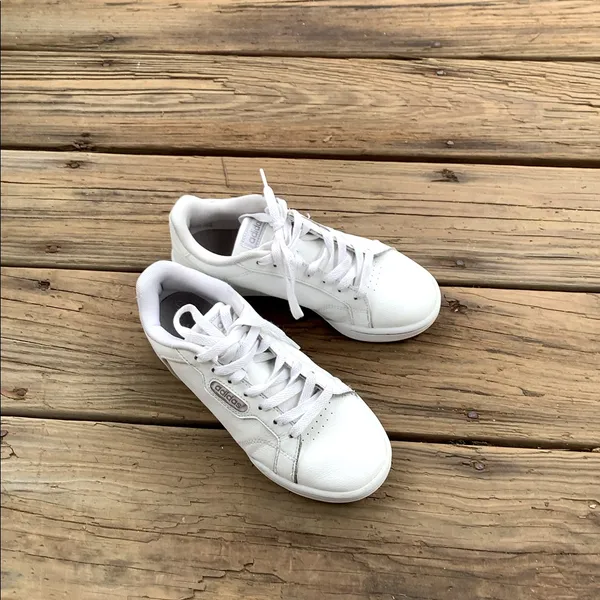 ADIDAS leather sneakers 👟👟 - Image 4